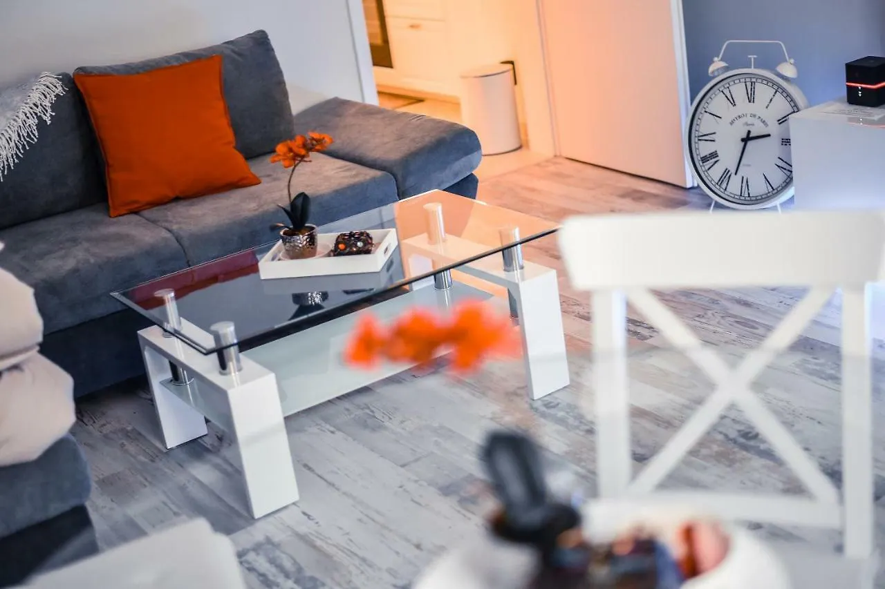 New Designed Apartment In Wien